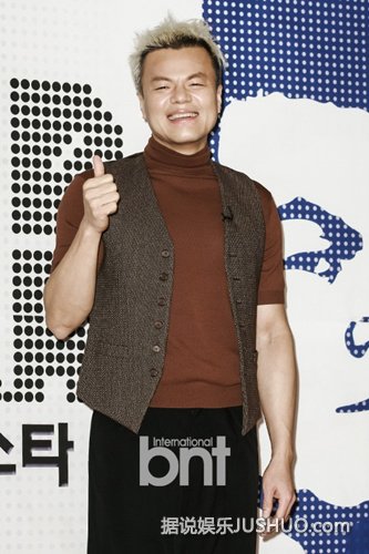 JYP朴振荣客串《制作人》 携旗下艺人本色出演 JYP朴振荣客串《制作人》 携旗下艺人本色出演