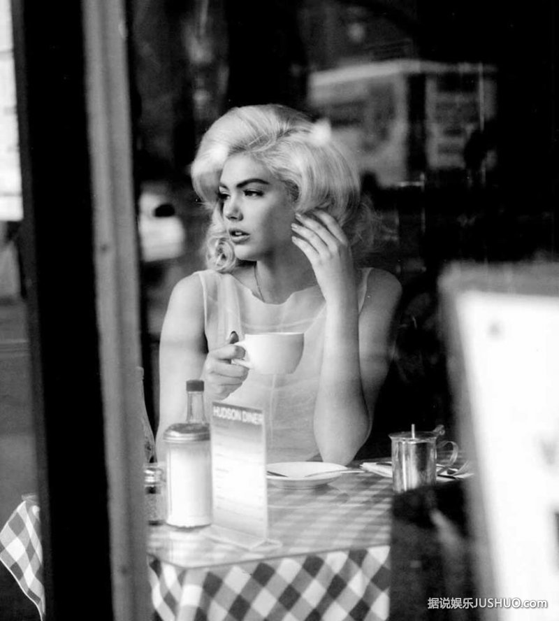 超模凯特-阿普顿登《Muse》 写真大胆全裸