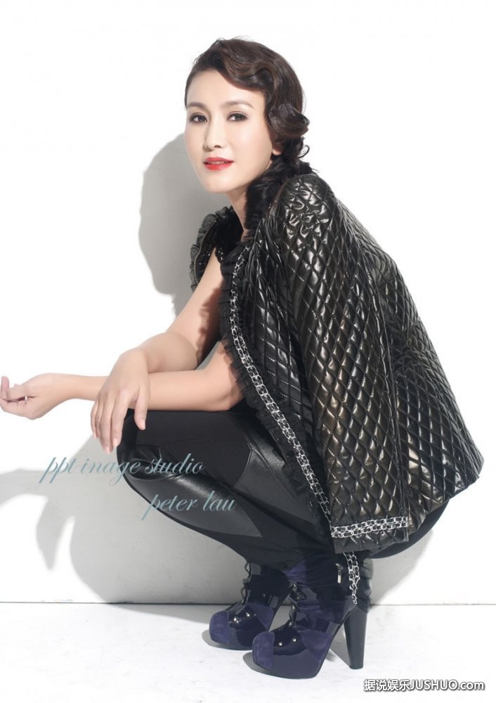 超模凯特-阿普顿登《Muse》 写真大胆全裸