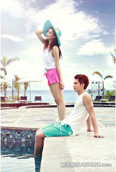 贾宗超曾泳醍情人节写真 尽显暖男风范 贾宗超曾泳醍情人节写真 尽显暖男风范