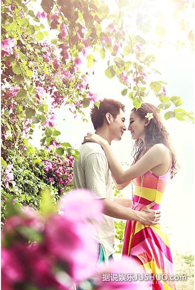 贾宗超曾泳醍情人节写真 尽显暖男风范 贾宗超曾泳醍情人节写真 尽显暖男风范