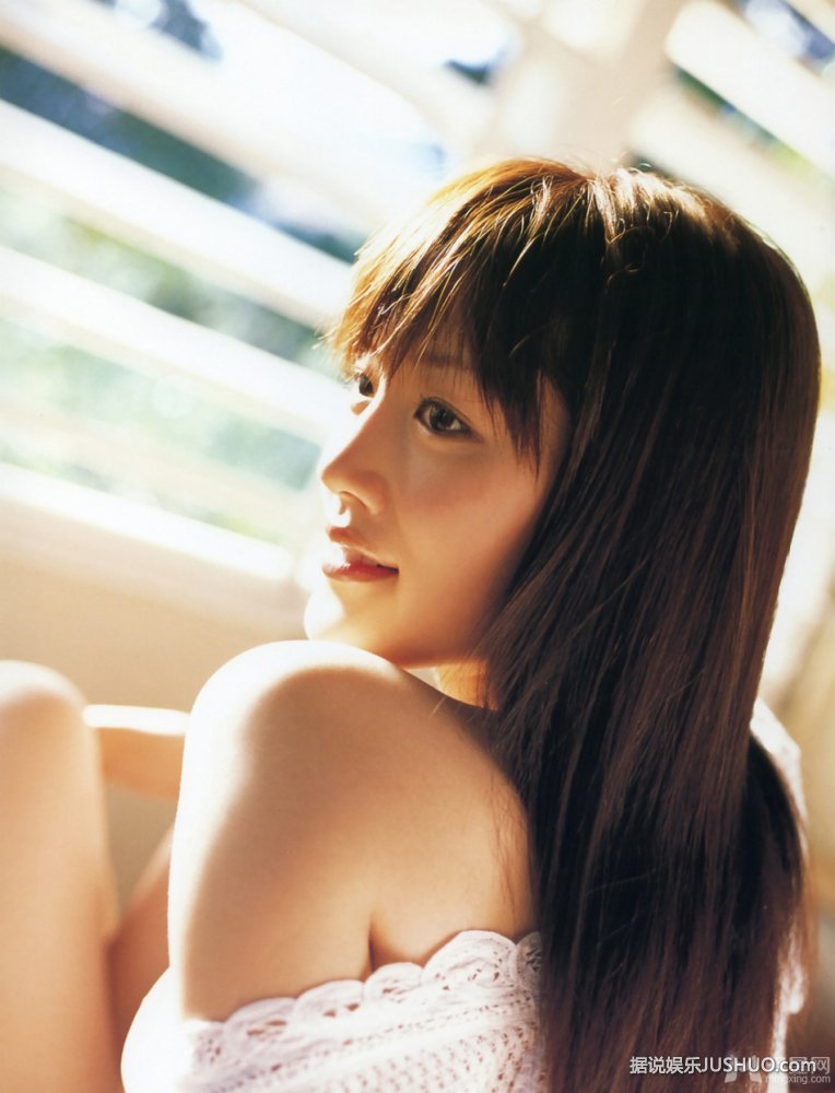 日本国民女神绫濑遥性感比基尼惹火写真 日本国民女神绫濑遥性感比基尼惹火写真