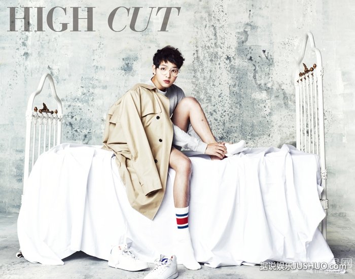 宋仲基HIGH CUT杂志写真 散发纯情男魅力