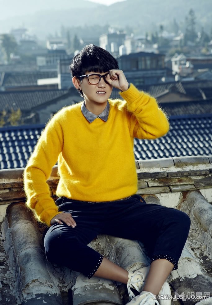 黄宗泽登风尚志杂志封面 演绎绅士风格