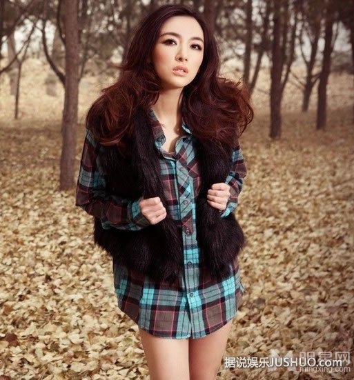 斯琴高丽最新写真 化身纯美女神温暖绽放