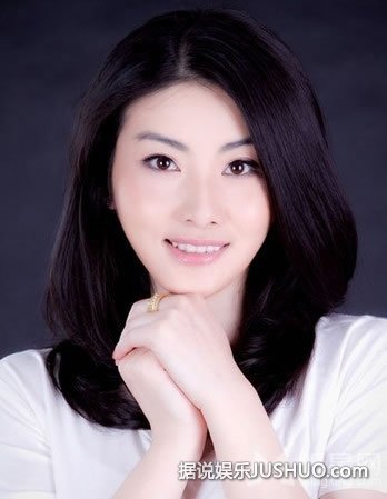 于咏琳中国风写真 凹凸身材更显明艳动人