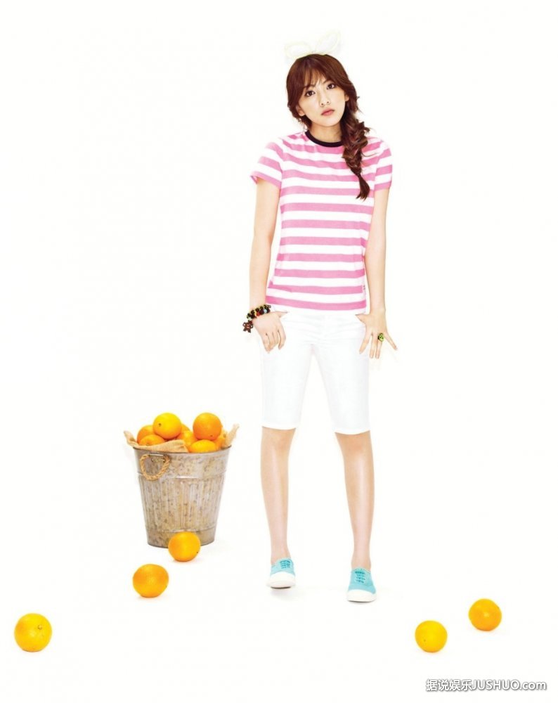 Kara韩胜妍姜智英携手李民基夏季服装画报