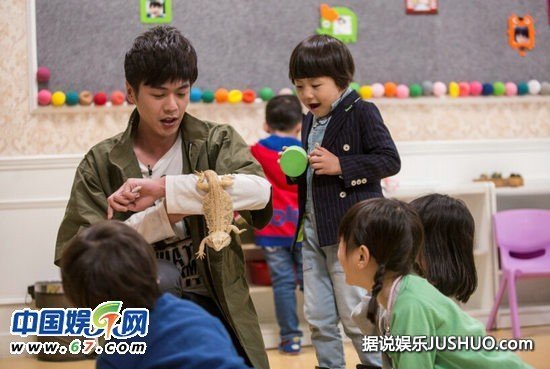 《爱上幼儿园》任务堪比《爸爸》 张若昀叫苦不