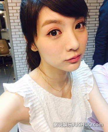 李宗瑞淫照女主吴亚馨性感写真 令人血脉喷张