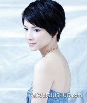 曝李心洁精神恍惚送走继女 小三内地办亡父后事