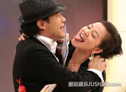 SHE等10大明星当众舌吻节操尽碎(图)