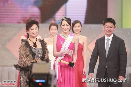 2014亚洲小姐总决赛 三甲出炉长相平平 2014亚洲小姐总决赛 三甲出炉长相平平