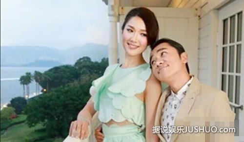 王祖蓝李亚男曝婚纱照 最萌身高差祖蓝起跳