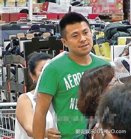 台湾妈妈专业户林美秀闪婚 丈夫被曝脚踩两只船