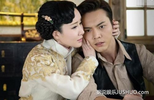 陈伟霆曝床戏内幕:很多人围观 没有生理反应 陈伟霆曝床戏内幕:很多人围观 没有生理反应