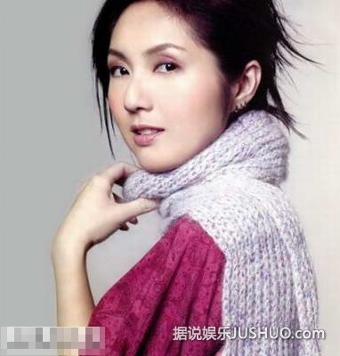 美女明星自曝闺房情趣秘密 床上荡妇床下贵妇