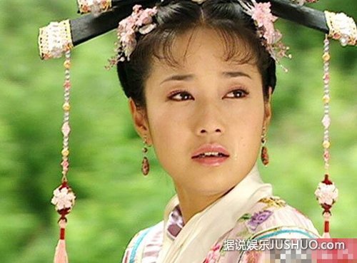 从琼瑶和于正剧中走出来的古典美人 气质脸蛋谁更胜一筹