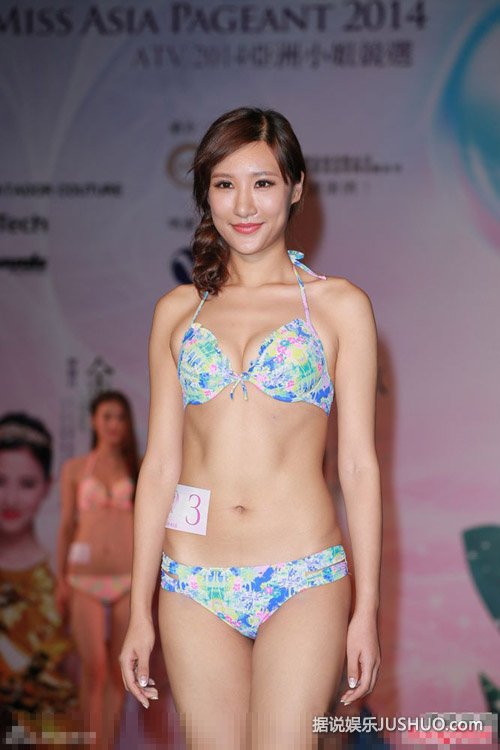 夏日清凉!亚洲小姐赛泳装 28岁选手下腰秀纹身 夏日清凉!亚洲小姐赛泳装 28岁选手下腰秀纹身