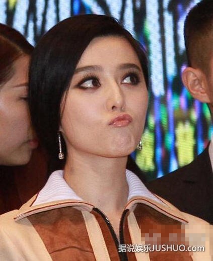 范冰冰狂饮喝嗨不顾形象 嘟嘴斜眼鬼马表情多多