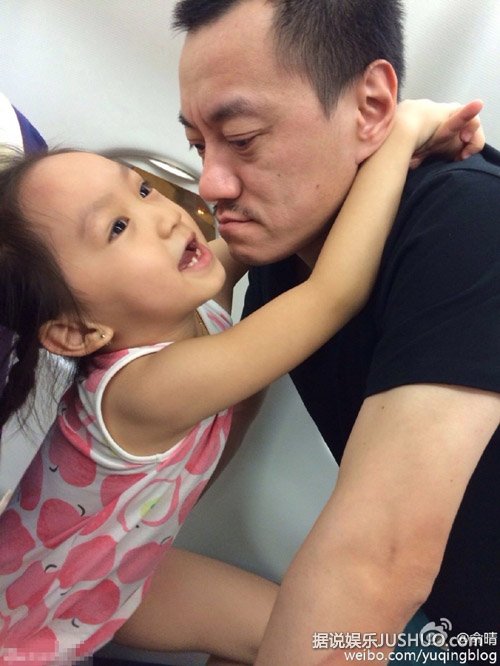 雪村美艳娇妻巨乳诱人 复出后身材走样惨变肥婆