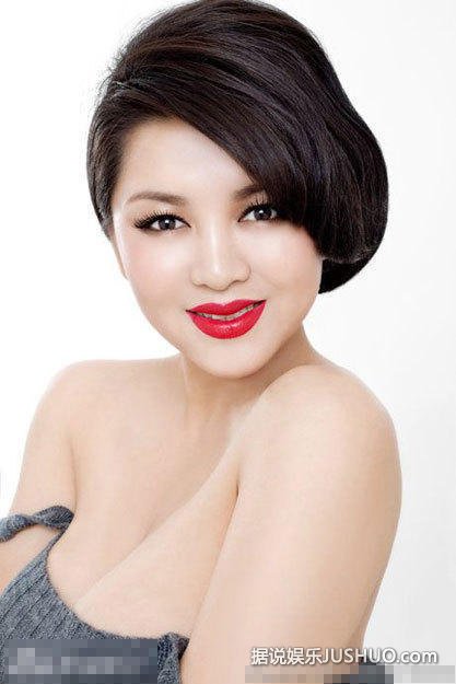 雪村美艳娇妻巨乳诱人 复出后身材走样惨变肥婆