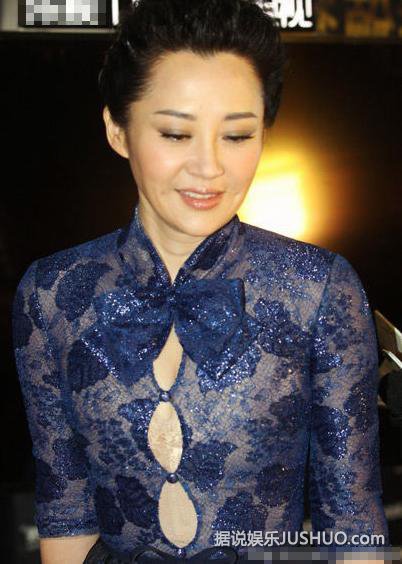 爆乳透视美背样样有！盘点许晴性感瞬间