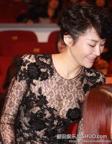 爆乳透视美背样样有！盘点许晴性感瞬间