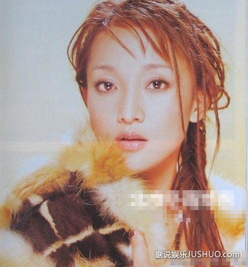 周迅早年写真曝光 非主流发型似面条