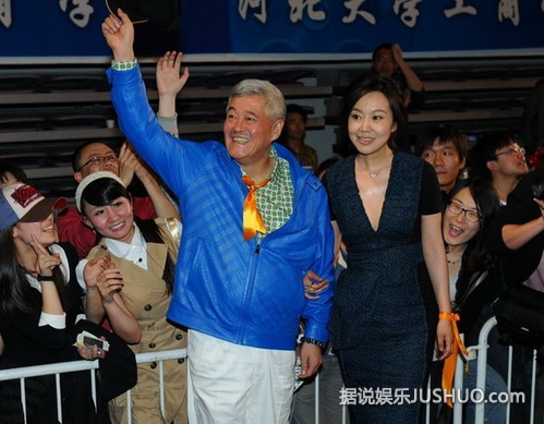 赵本山朋友圈美女多 梦中情人是倪萍