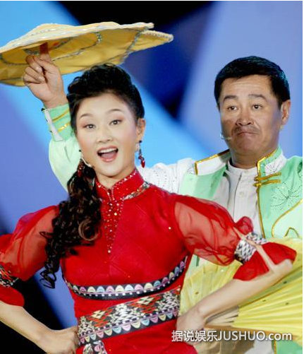 赵本山朋友圈美女多 梦中情人是倪萍