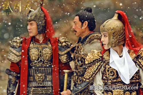 张丰毅曝范冰冰太重男演员抱不动:她有60公斤 张丰毅曝范冰冰太重男演员抱不动:她有60公斤