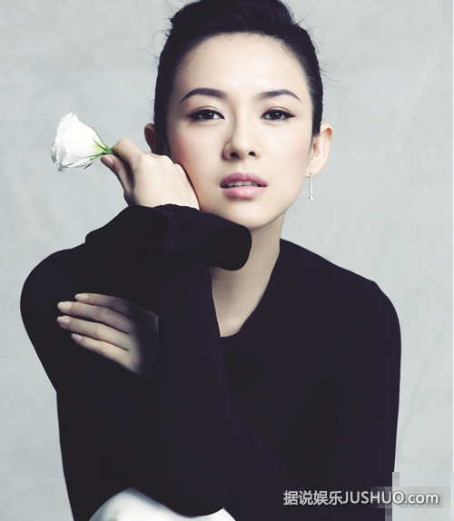 章子怡时尚大片曝光 桃花眼迷离展示精致妆容 章子怡时尚大片曝光 桃花眼迷离展示精致妆容