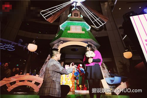 奥运冠军刘春红获浪漫求婚 网友送祝福 奥运冠军刘春红获浪漫求婚 网友送祝福