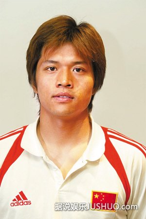 前国足门将刘云飞再次吸毒被拘 已“三进宫”