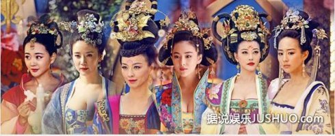 性感惹火！“韦贵妃”张庭早年罕见挤胸露沟照曝光