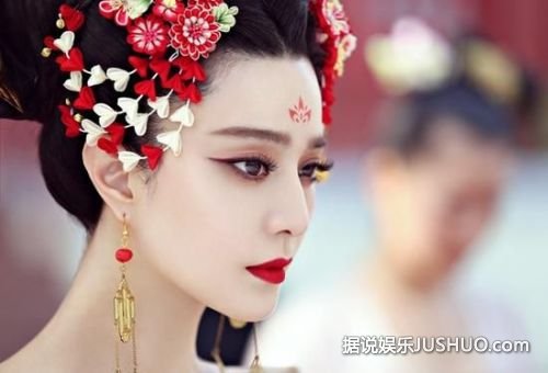 起底范冰冰背后的大佬们：干爹富豪保镖应有尽有