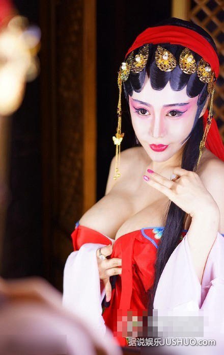 国产嫩模晒大尺度花旦照 如此上围只应天上有 国产嫩模晒大尺度花旦照 如此上围只应天上有