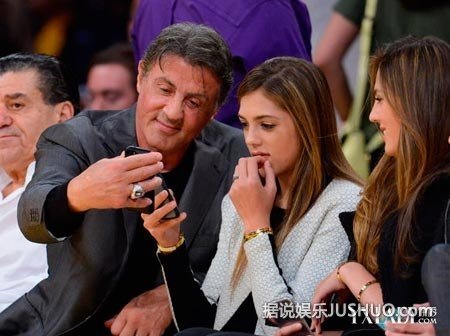 史泰龙女儿艳名远播 个个惊艳 身材姿色俱佳 史泰龙女儿艳名远播 个个惊艳 身材姿色俱佳