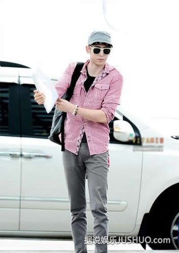 尼坤首度回应与Tiffany恋情：我会照顾好她