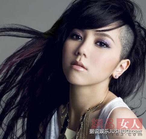 罗琦清纯邓紫棋撞脸Ella 《我是歌手2》众星旧照曝光