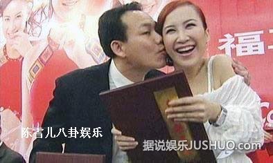 范冰冰张柏芝柳岩 盘点惨遭强吻袭胸的明星/图