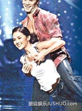 范冰冰张柏芝柳岩 盘点惨遭强吻袭胸的明星/图