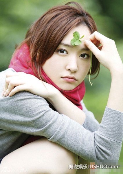 邻家女孩一般的日本治愈系女生新垣结衣