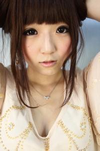 25岁女星佐仓绊下海拍AV 自曝中学时就爱看A片(图)