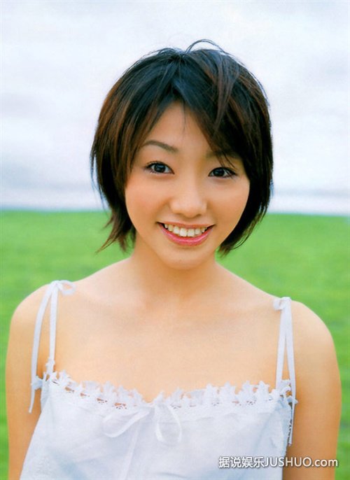 日女优真锅薰肥妹变性感 解放雪乳马甲线