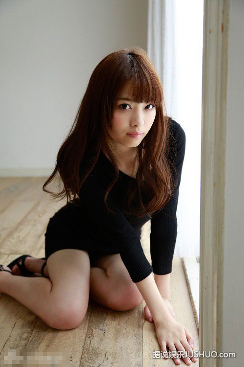 日本少女偶像西野七濑慵懒撩人 大胆床照露底裤 日本少女偶像西野七濑慵懒撩人 大胆床照露底裤