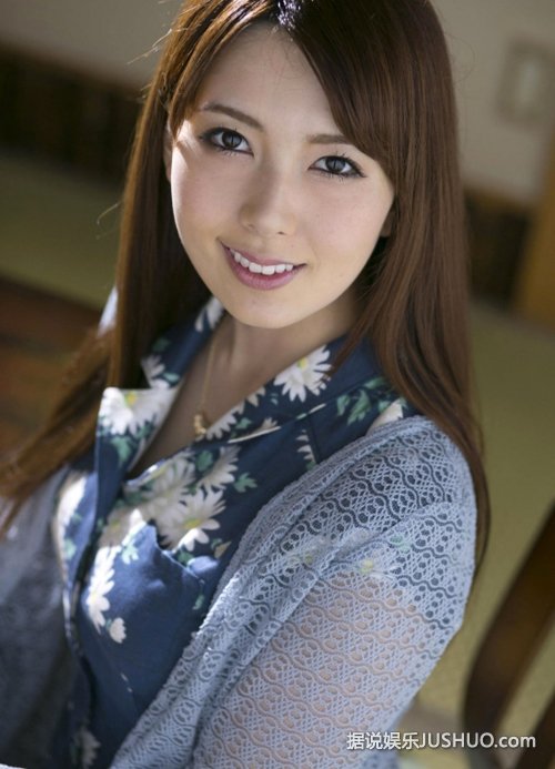 波多野结衣私服美照 素雅大方神似林志玲