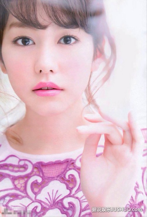 桐谷美玲迎25岁生日 曾入选全球100位最美脸蛋 桐谷美玲迎25岁生日 曾入选全球100位最美脸蛋