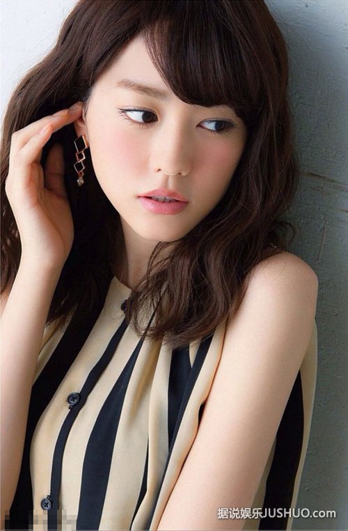 桐谷美玲迎25岁生日 曾入选全球100位最美脸蛋 桐谷美玲迎25岁生日 曾入选全球100位最美脸蛋