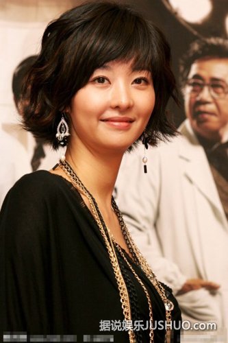 韩国女演员拍戏裸胸喂奶 近景特写未打马赛克